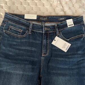 Judy Blue Dark Wash Capri Jeans